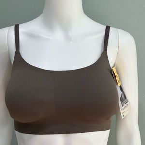NWT TRUE & CO Bra Scoop Everybody